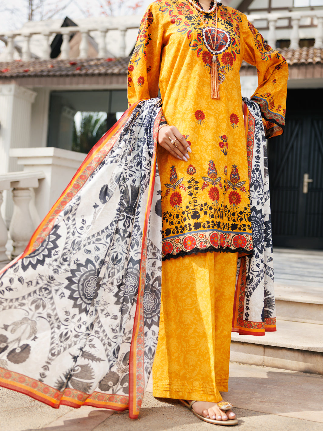 Almirah | Traditional Tale | ALP-3PS-2114