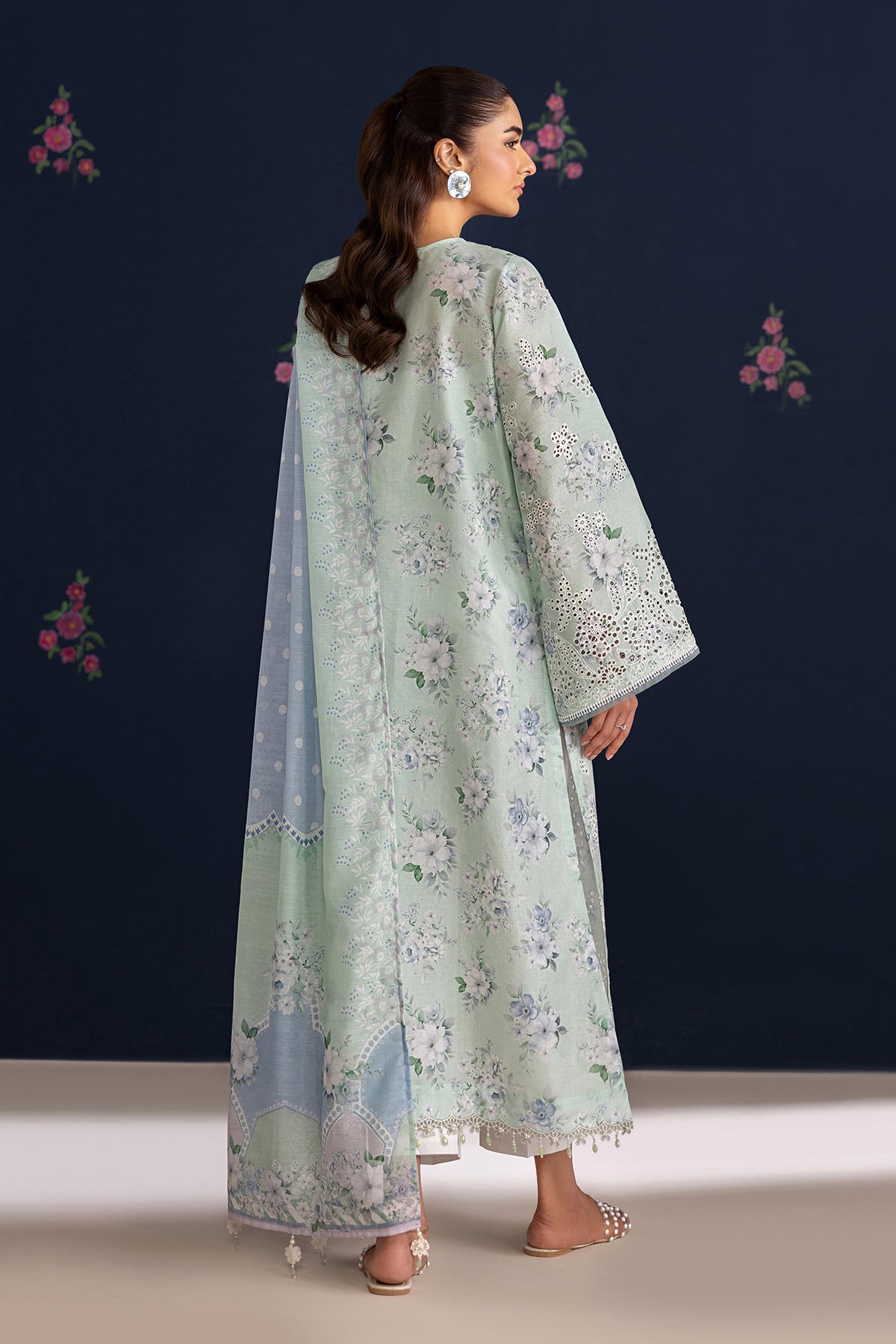 Baroque | Embroidered Lawn | SF-4469