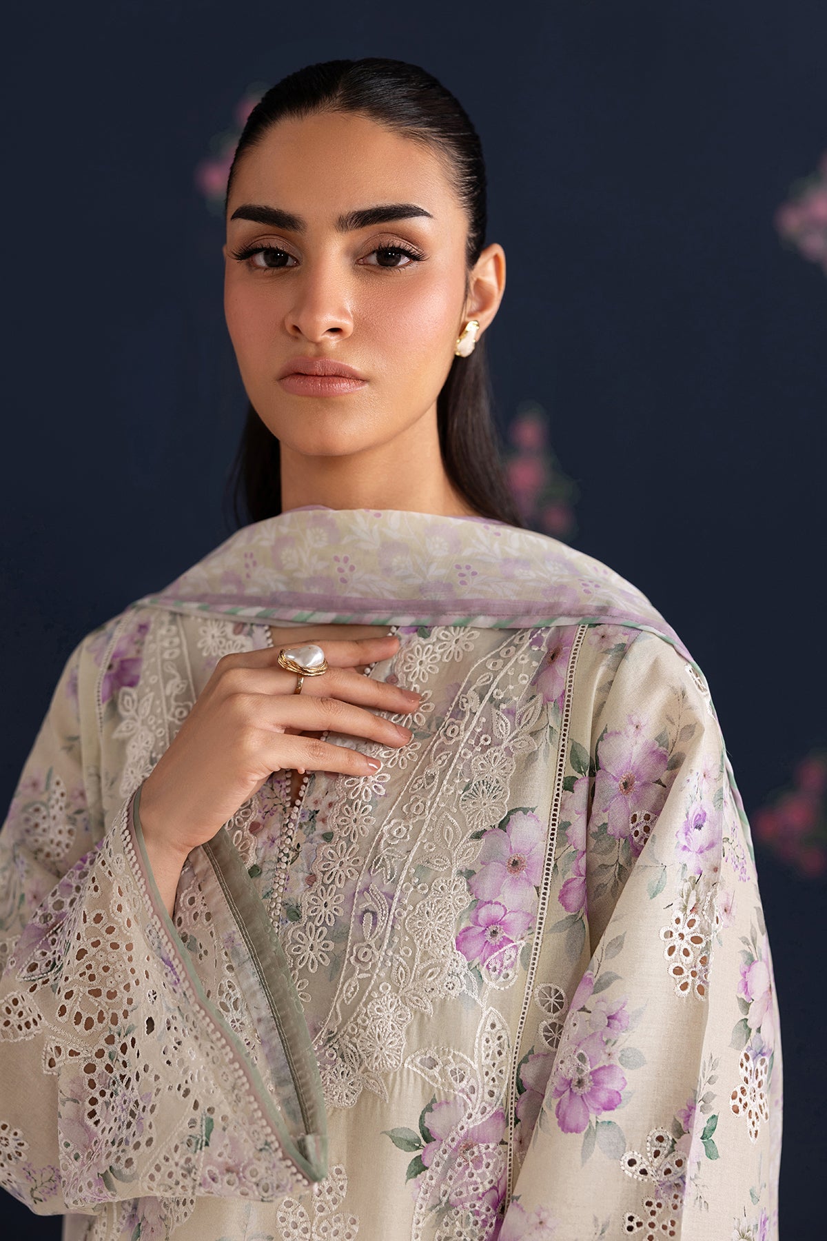 Baroque | Embroidered Lawn | SF-4470
