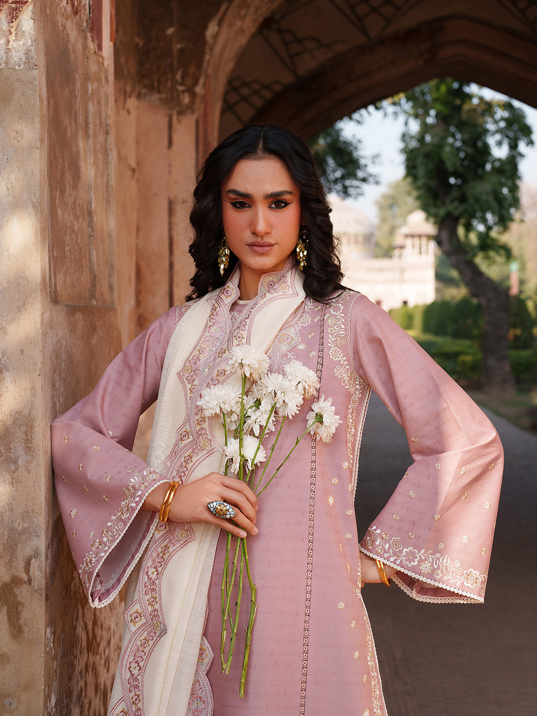 Binilyas | Suroor Eid Pret 26 | 245-B