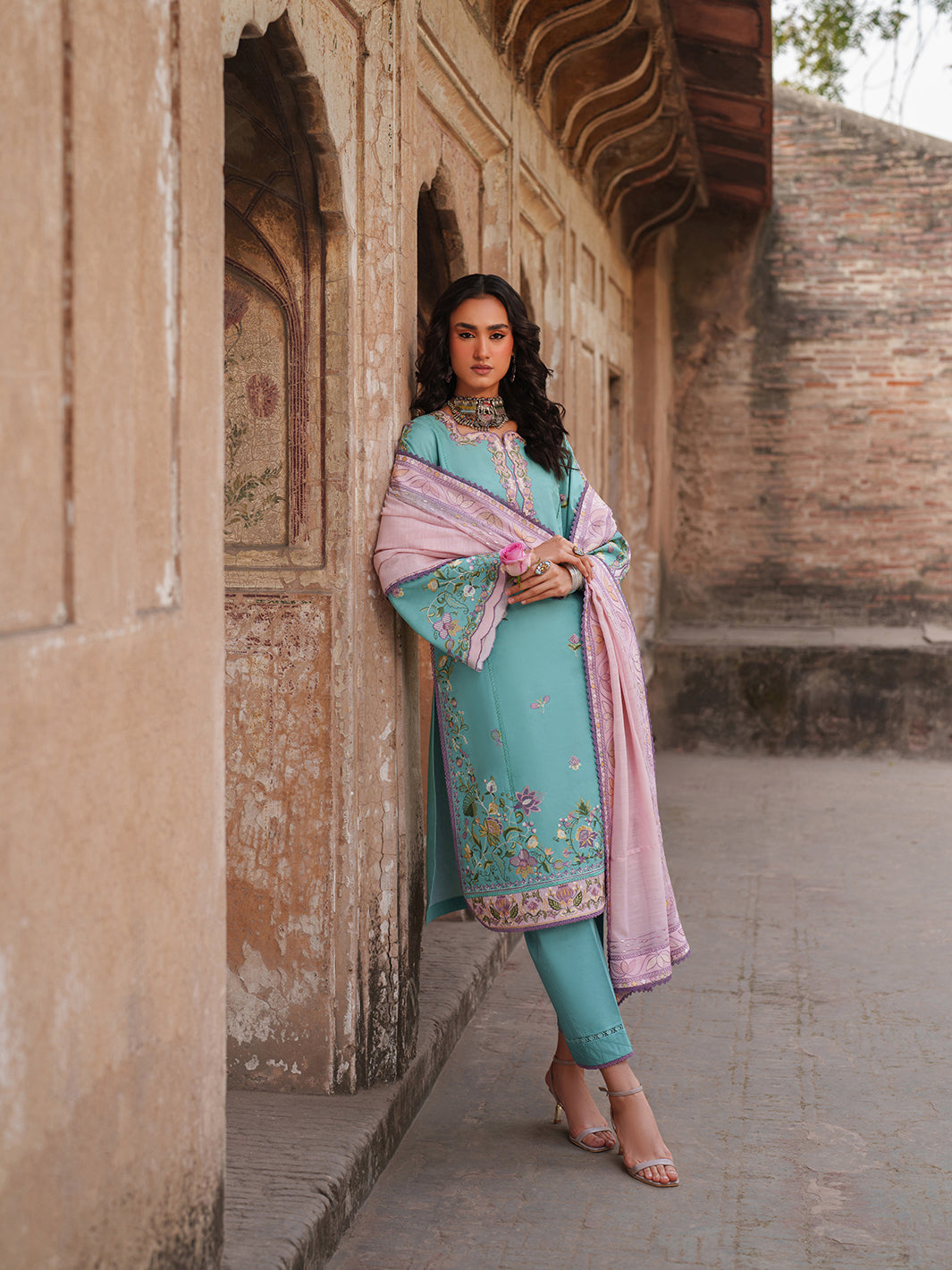 Binilyas | Suroor Eid Pret 26 | 247-A