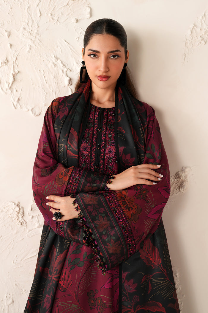 Baroque | Luxury Pret 25 | UF-4304