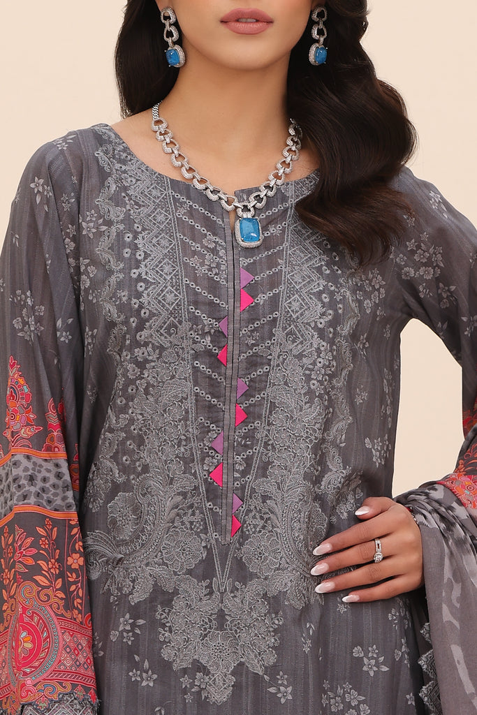 Charizma | Naranji Embroidered Lawn 24 | CN4-006 - House of Zarish