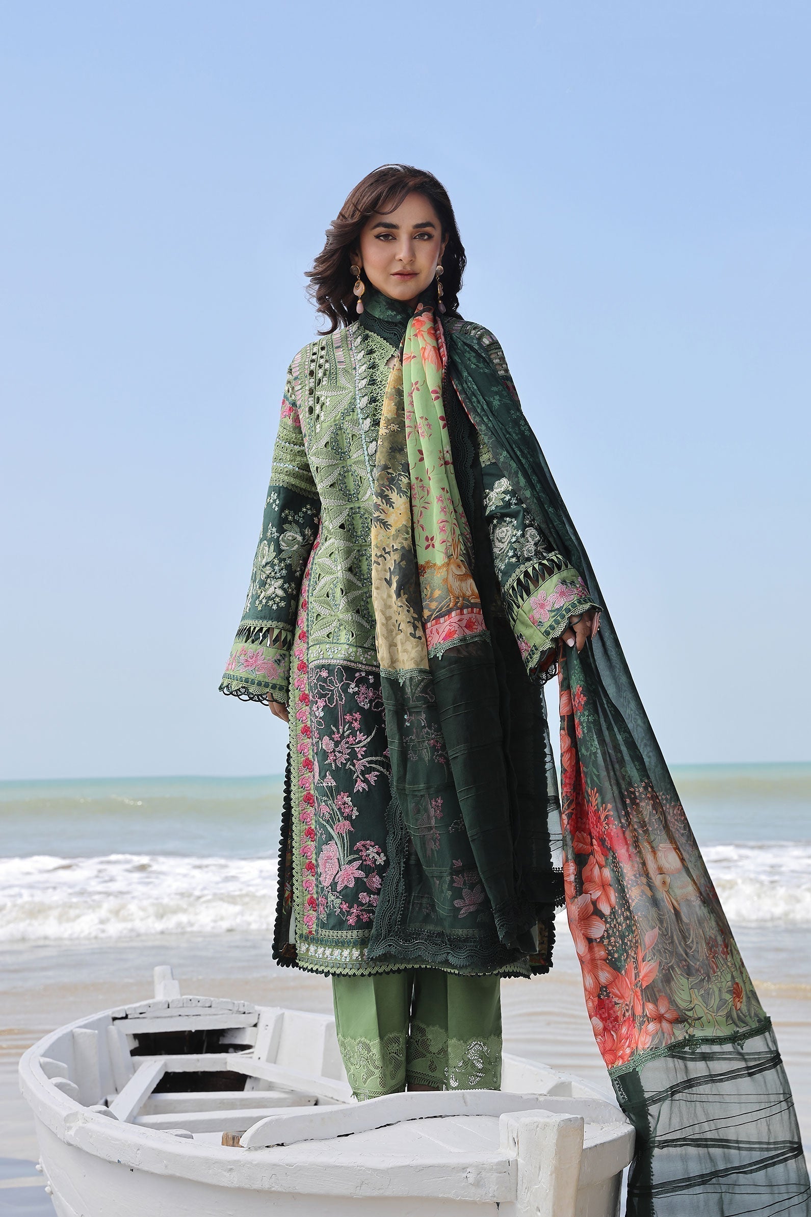 Maryam Hussain | Luxury Lawn 24 | GARDENIA - House Of Anaya