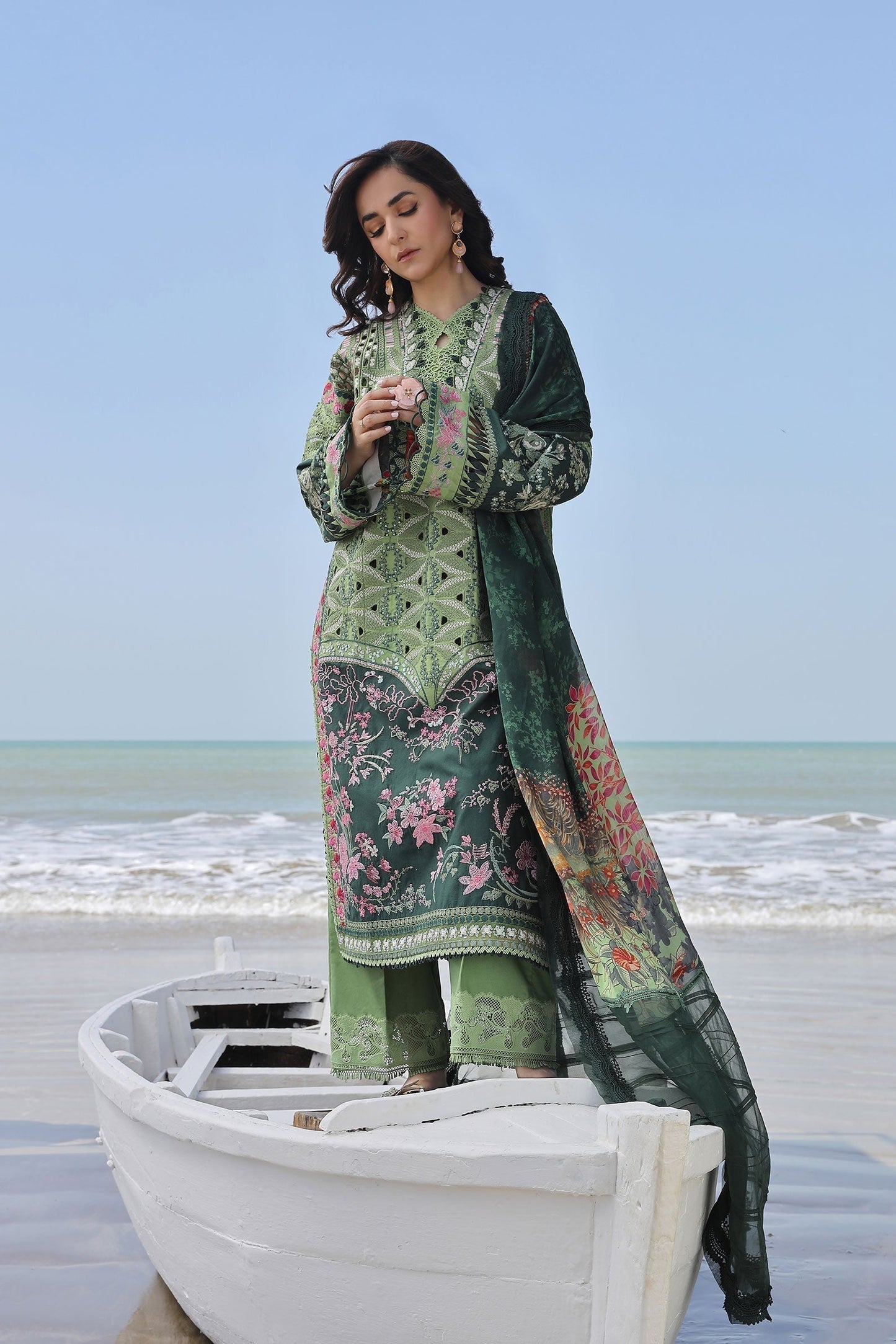 Maryam Hussain | Luxury Lawn 24 | GARDENIA - House Of Anaya