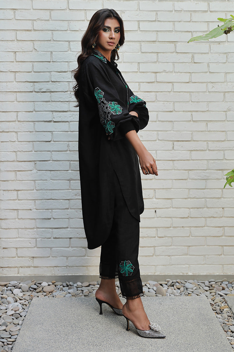 Wardha Saleem | Luxury Pret Traditional Wear | NOYA - House Of Anaya