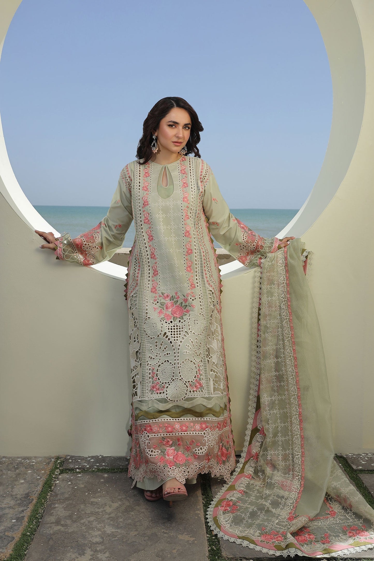 Maryam Hussain | Luxury Lawn 24 | HAVANA - House Of Anaya