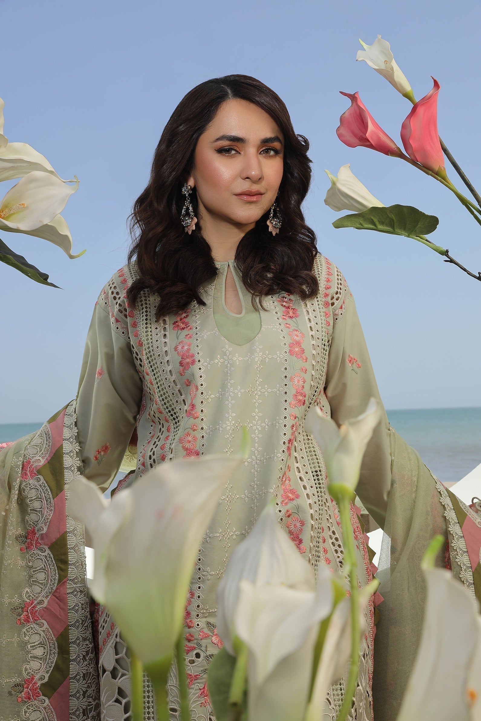 Maryam Hussain | Luxury Lawn 24 | HAVANA - House Of Anaya