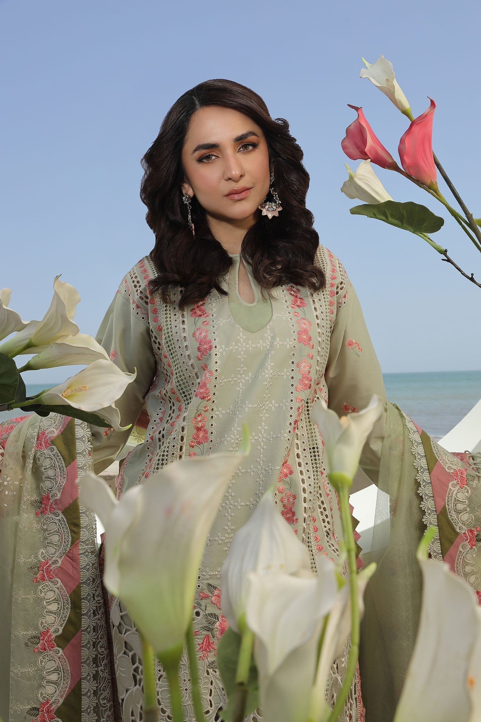 Maryam Hussain | Luxury Lawn 24 | HAVANA - House Of Anaya