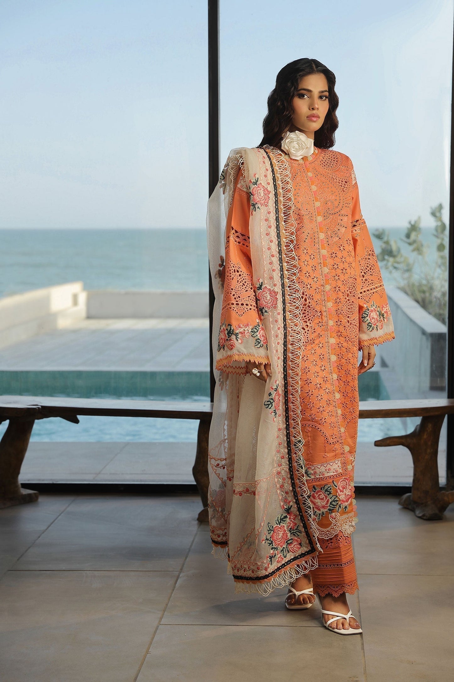 Maryam Hussain | Luxury Lawn 24 | XURI - House Of Anaya