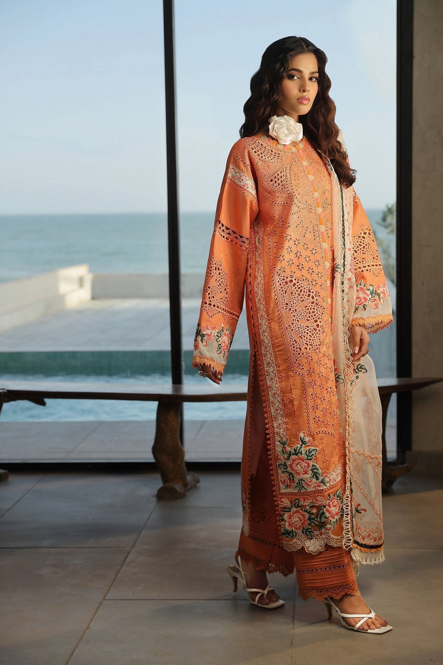 Maryam Hussain | Luxury Lawn 24 | XURI - House Of Anaya