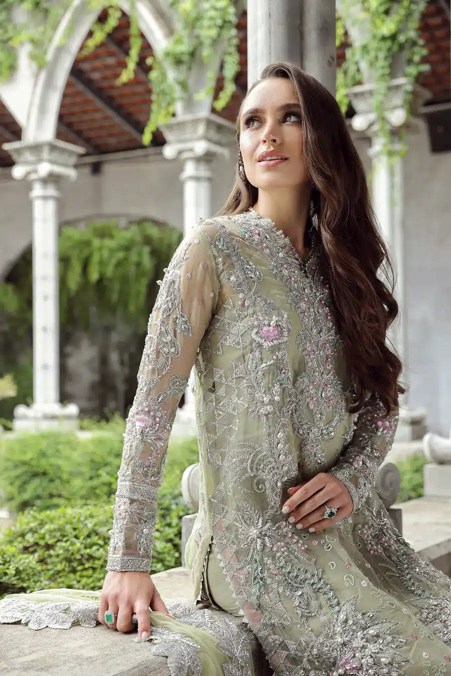 Maryam Hussain | Raha Luxury Festive 23 | Nurey - House Of Anaya