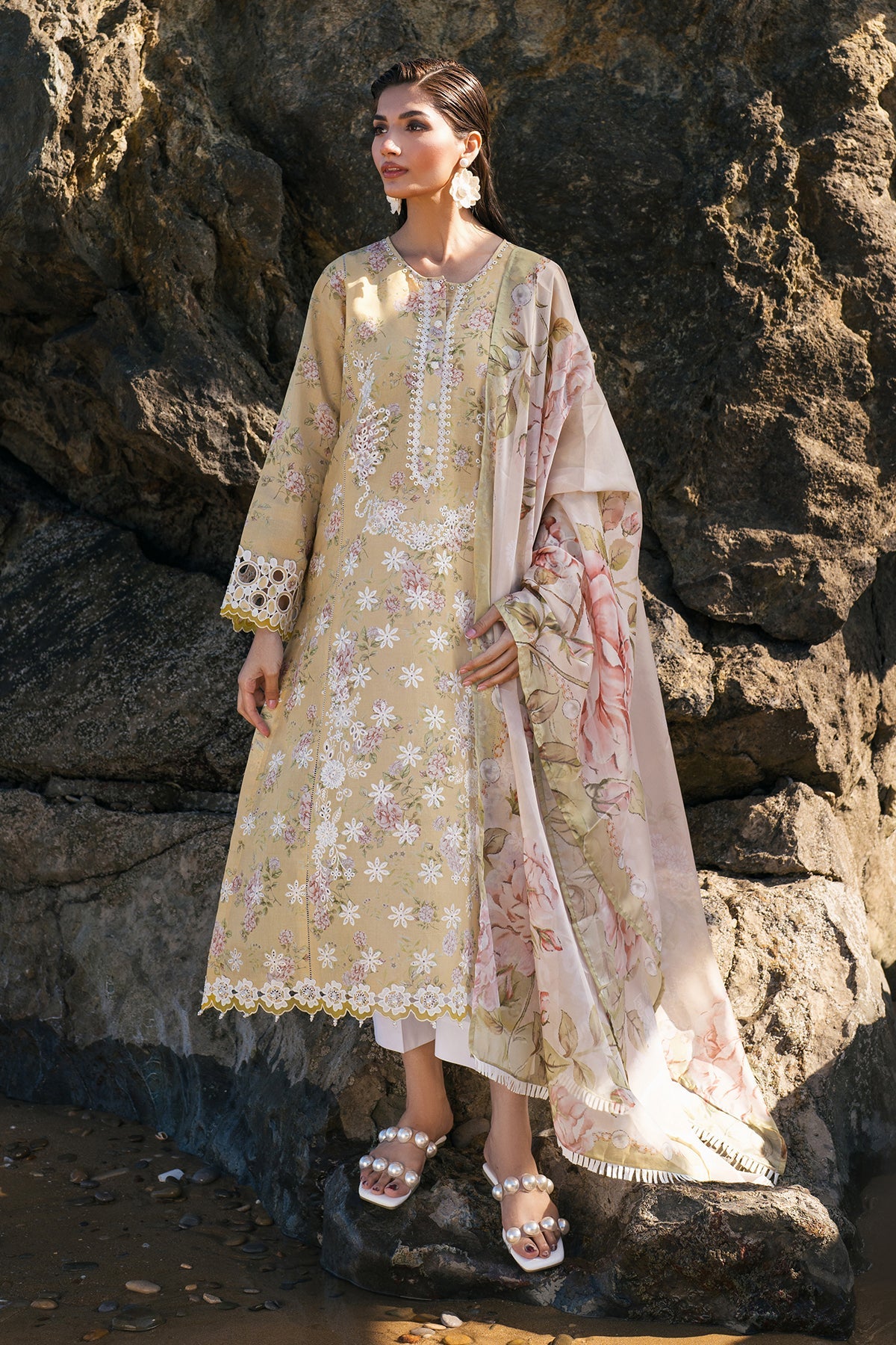 Baroque | Embroidered Lawn | SF-4110