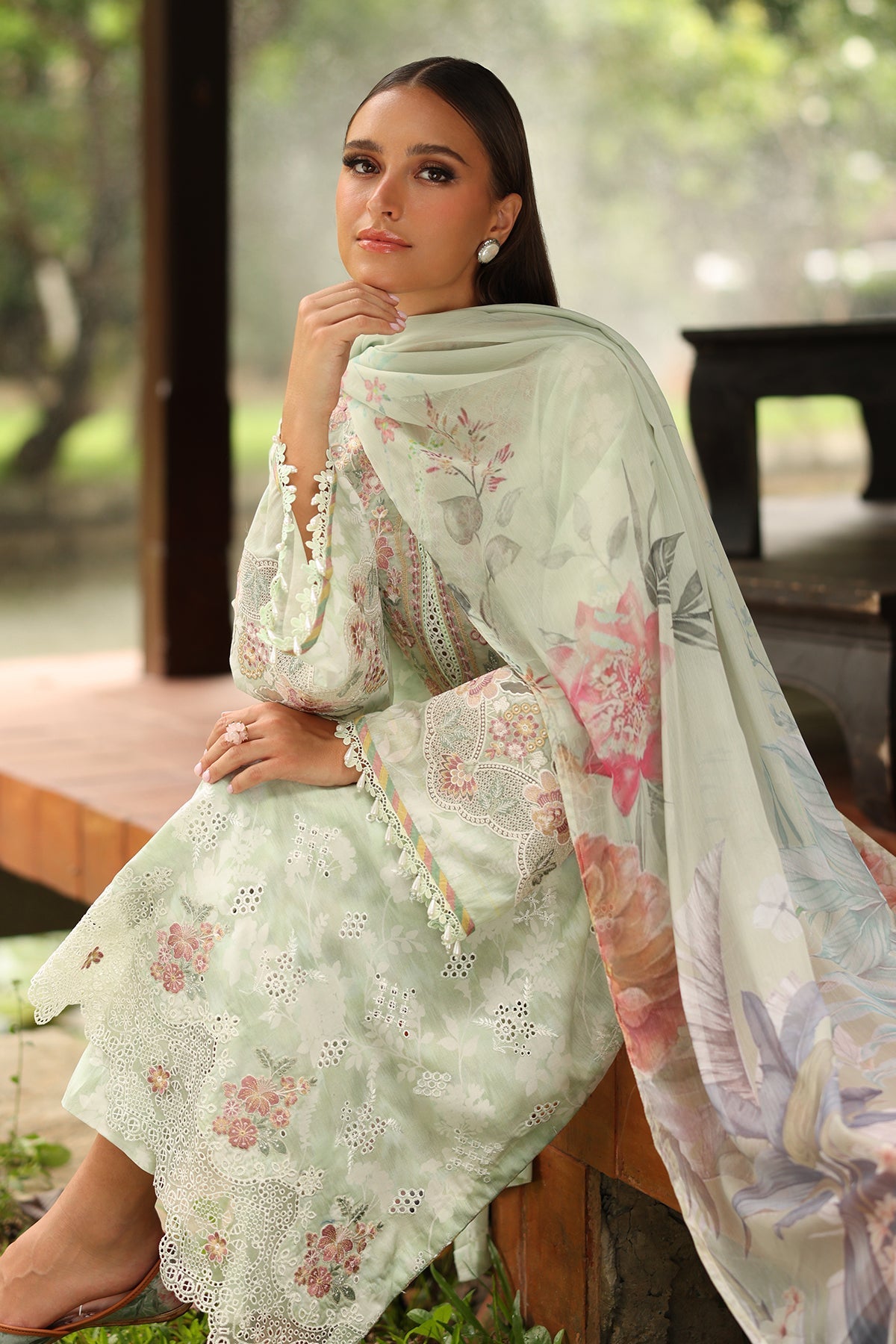 Baroque | Embroidered Lawn | SF-4249