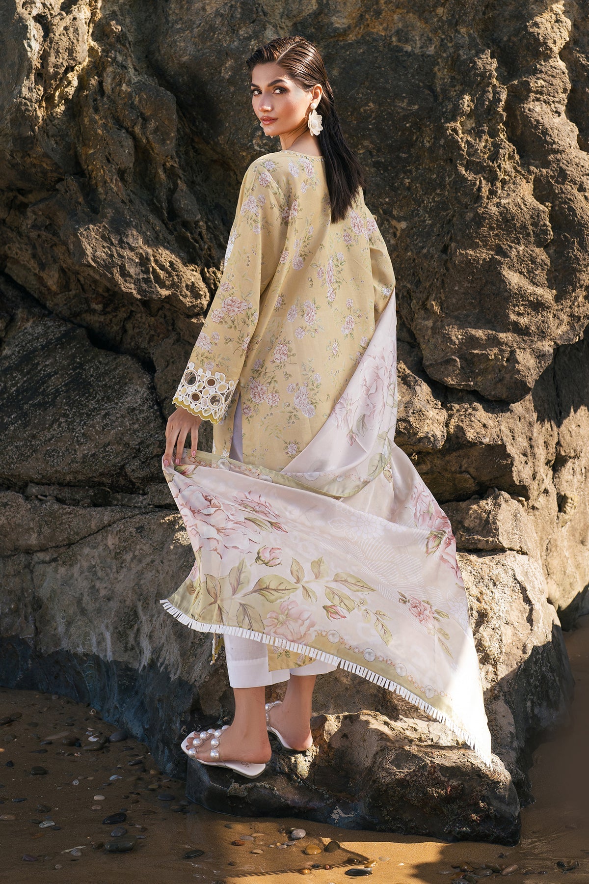 Baroque | Embroidered Lawn | SF-4110