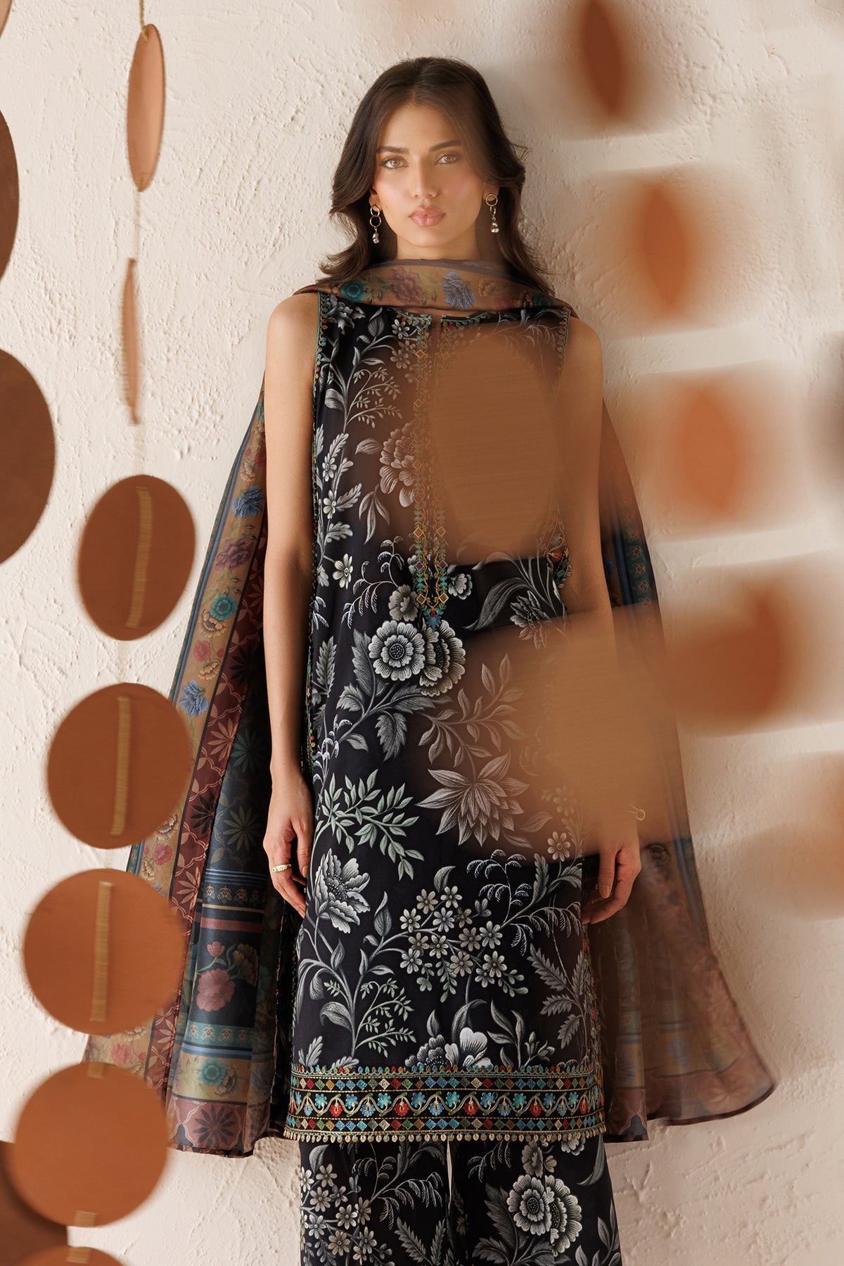 Baroque | Embroidered Lawn | SF-4516