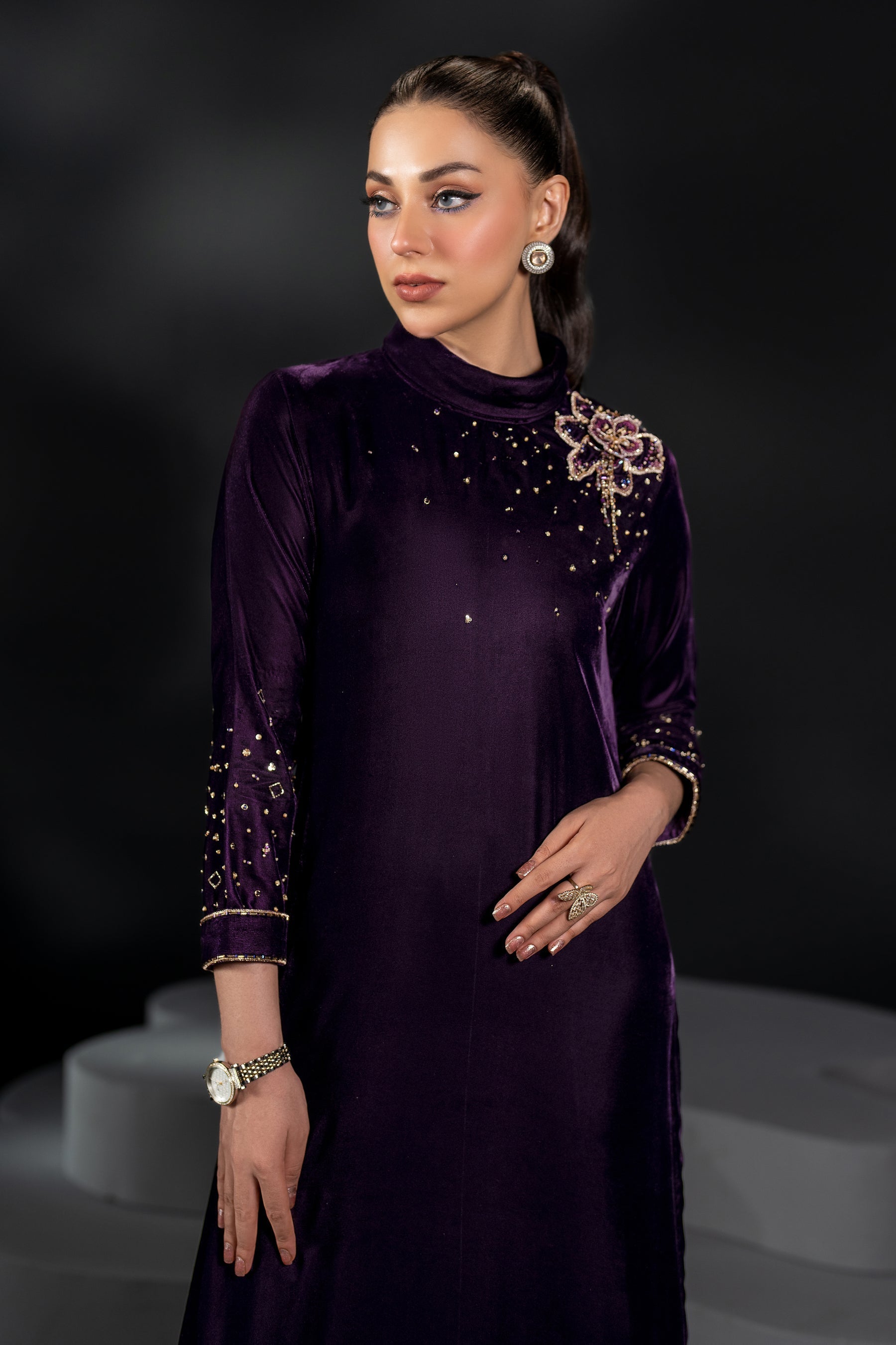 Naqshi | Makhmal 24 | BLAZE - House Of Anaya