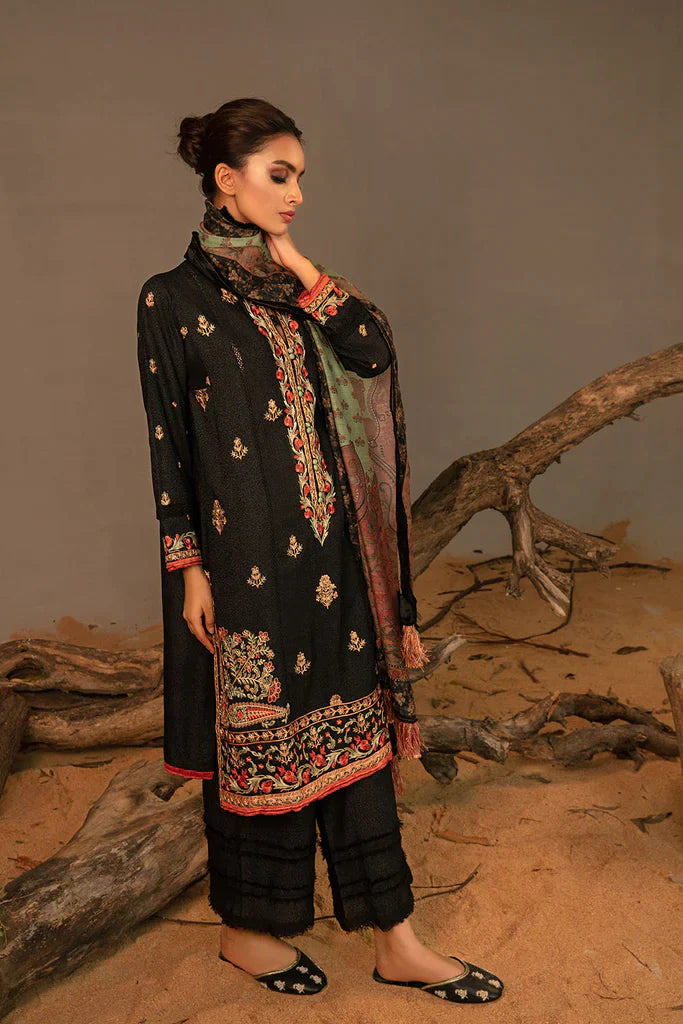 Sobia Nazir | Autumn Winter 23 | 2A - House Of Anaya