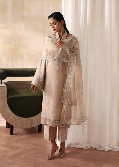 Kanwal Malik | Rea Luxury Pret'26 | Hooria