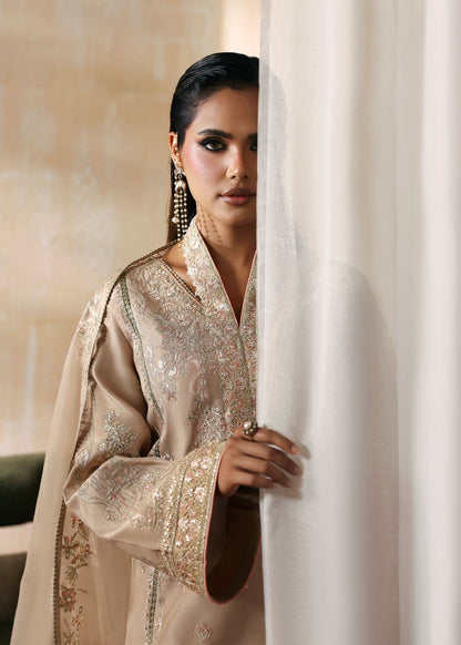 Kanwal Malik | Rea Luxury Pret'26 | Hooria