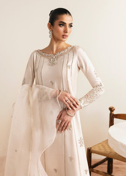 Kanwal Malik | Miray Luxury Pret | Freya