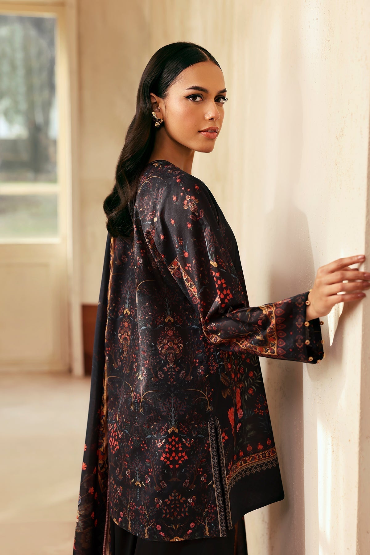 Sahar | Selene 25 | Royal Noir - House Of Anaya