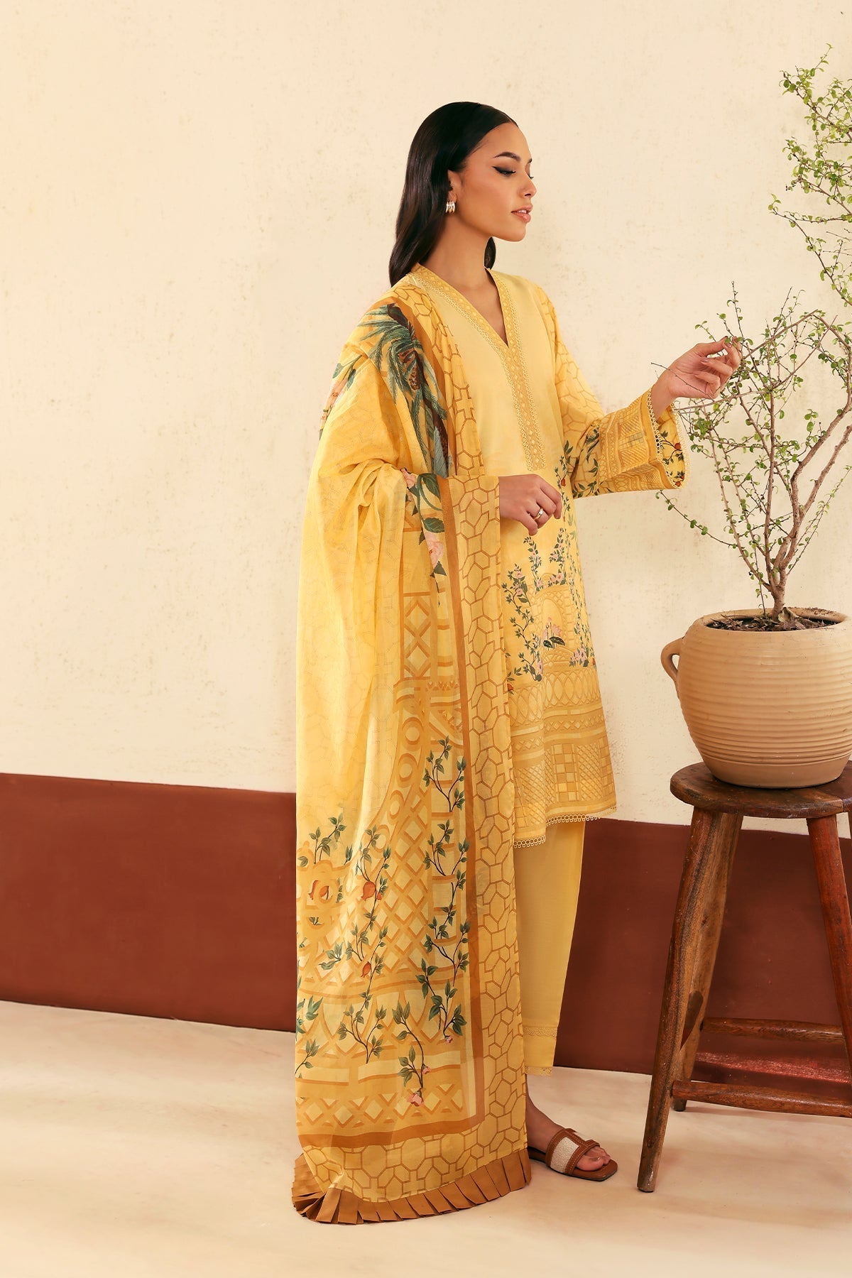 Sahar | Selene 25 | Golden Trellis - House Of Anaya