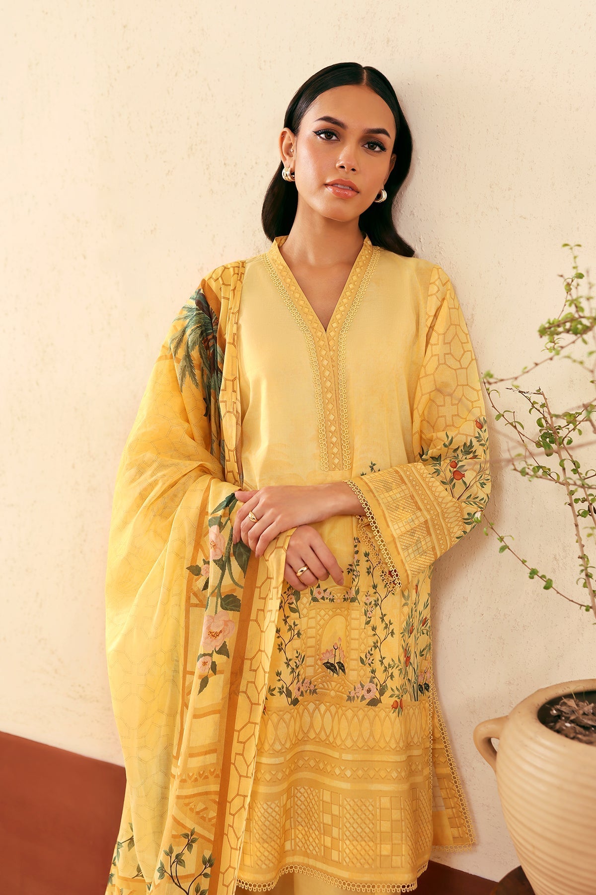 Sahar | Selene 25 | Golden Trellis - House Of Anaya