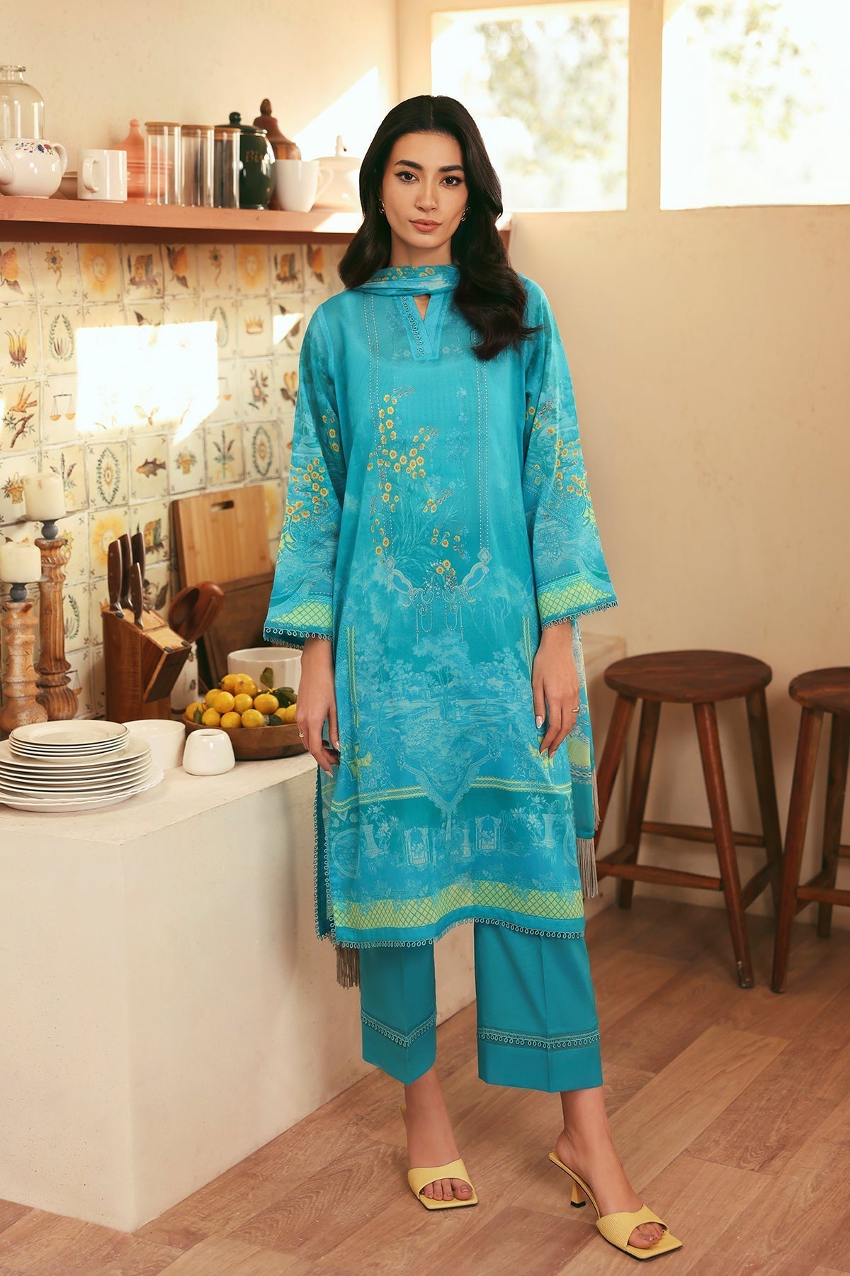 Sahar | Selene 25 | Oceanic Petals - House Of Anaya