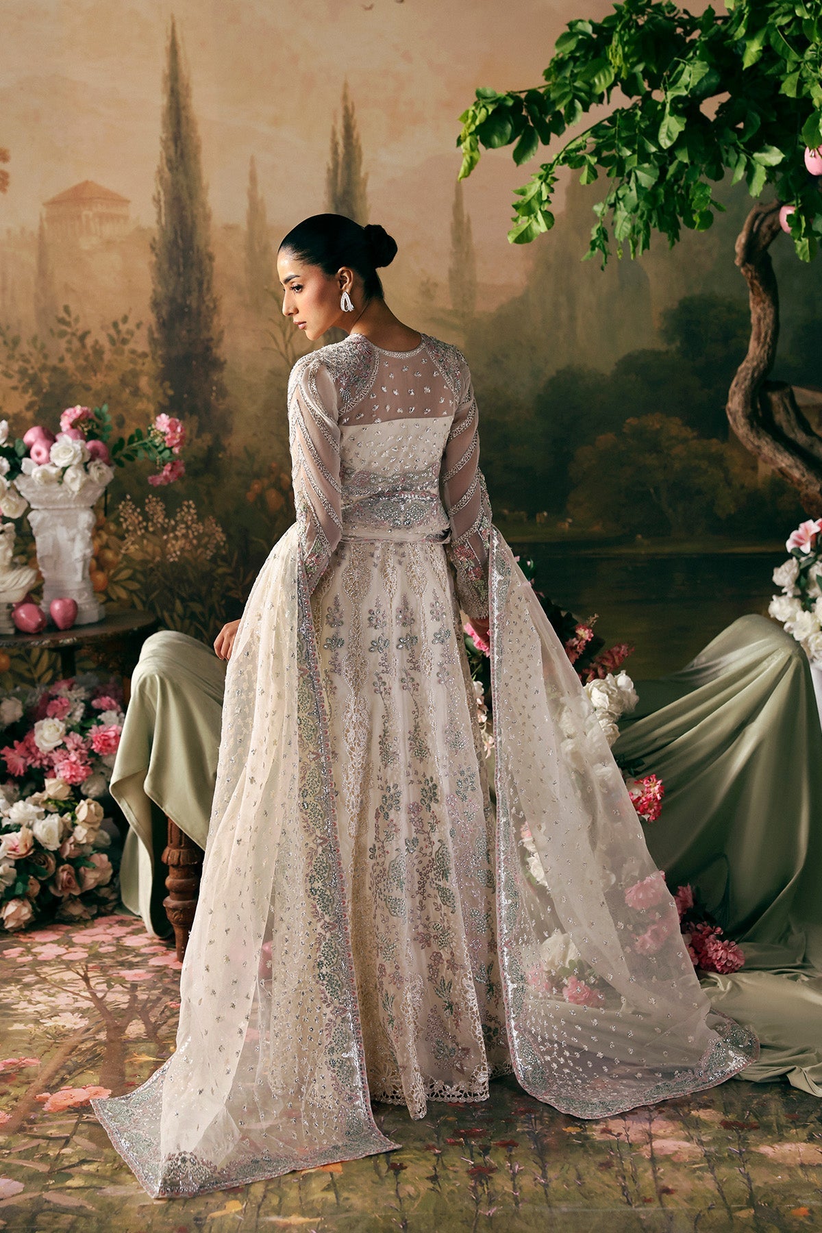 Afrozeh | La Fuchsia '26 | Queen - Image 2
