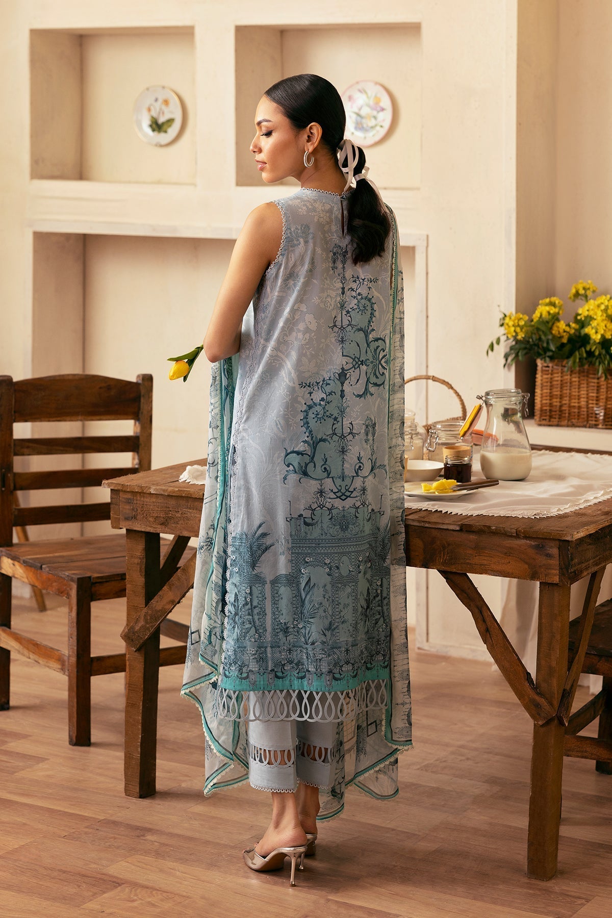 Sahar | Selene 25 | Silver Mist - House Of Anaya