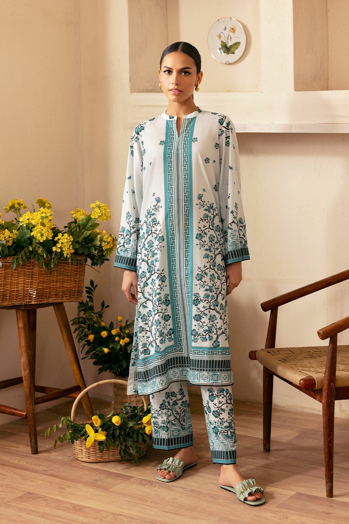 Sahar | Selene 25 | Fleur Royale - House Of Anaya