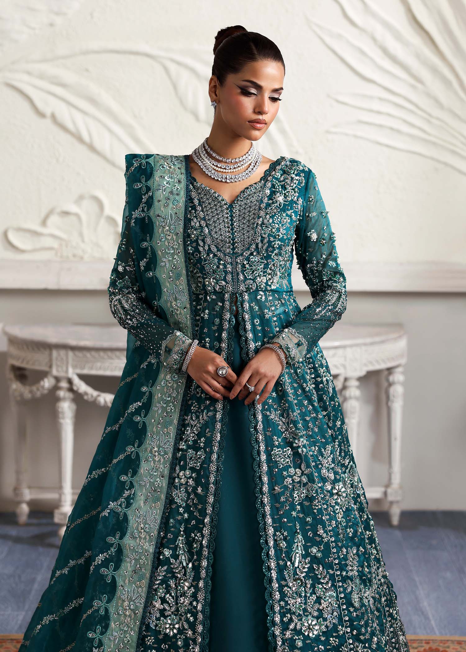 Dastoor | Serene Festive 25 | Eclat