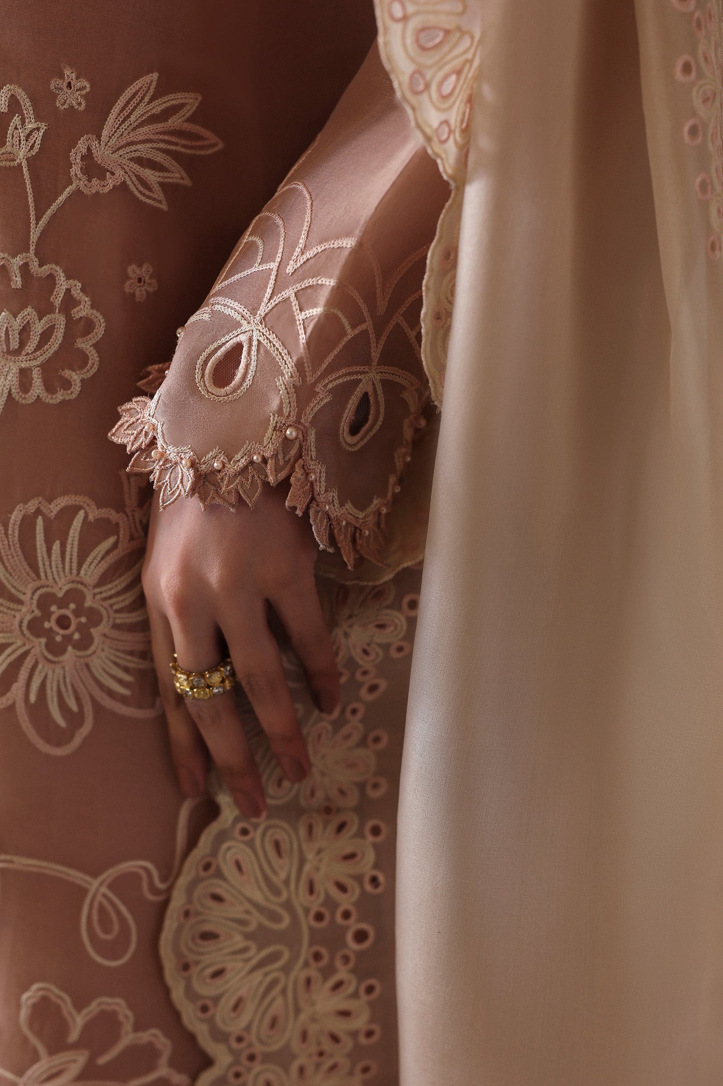 Elan | NOURA | AVAIA (EV-21476)