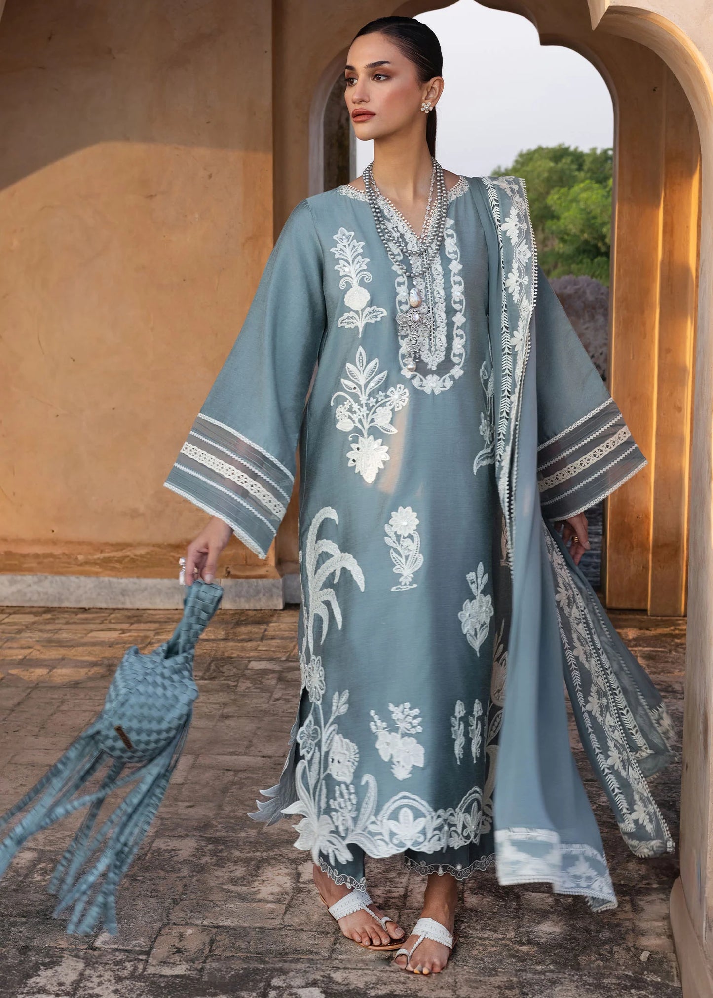 Crimson | MITTI - WINTER PRET '25 | Shabo