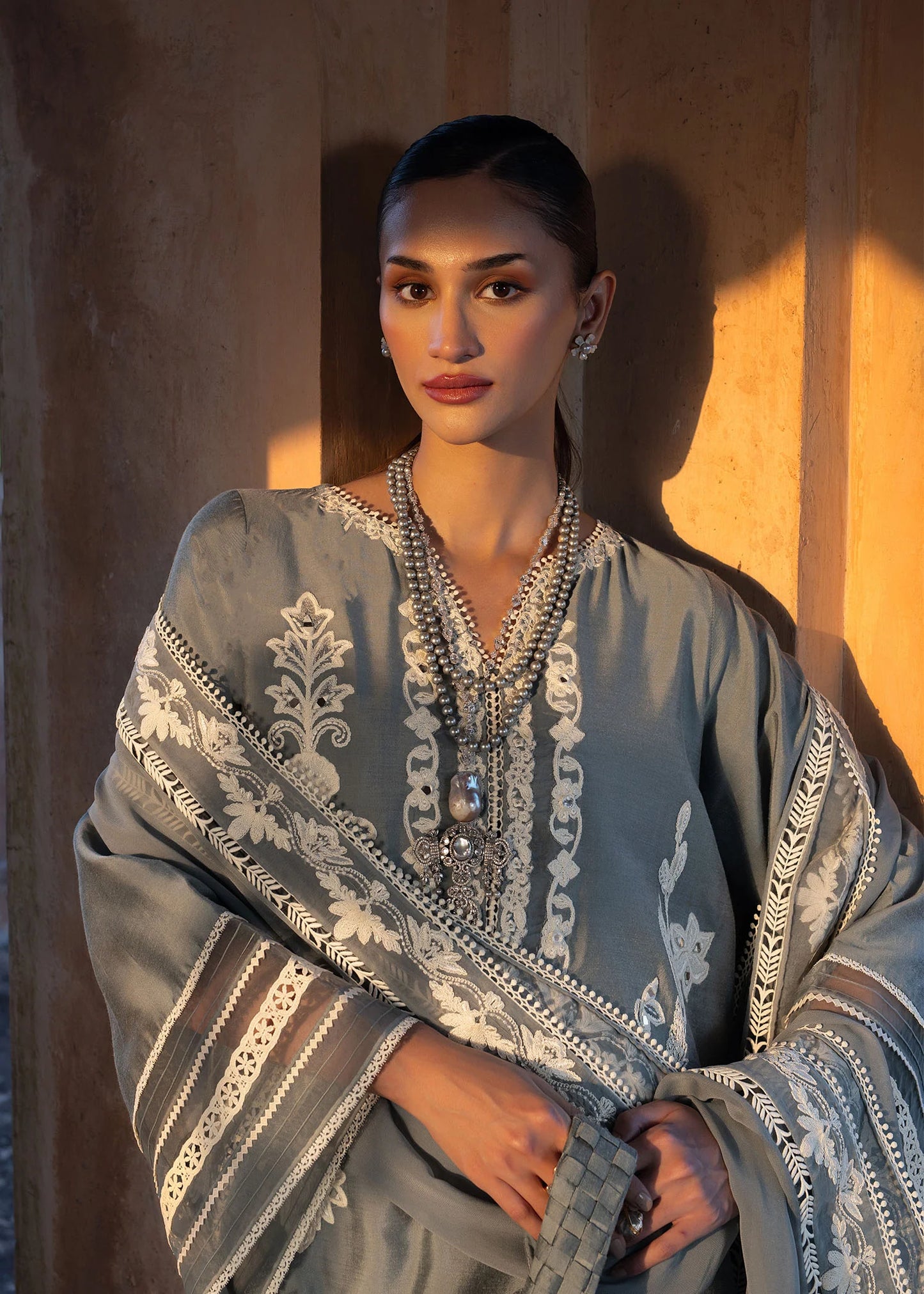 Crimson | MITTI - WINTER PRET '25 | Shabo