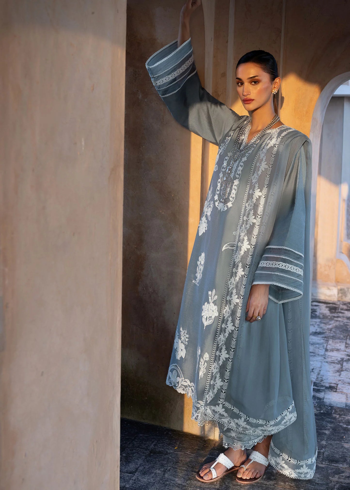 Crimson | MITTI - WINTER PRET '25 | Shabo