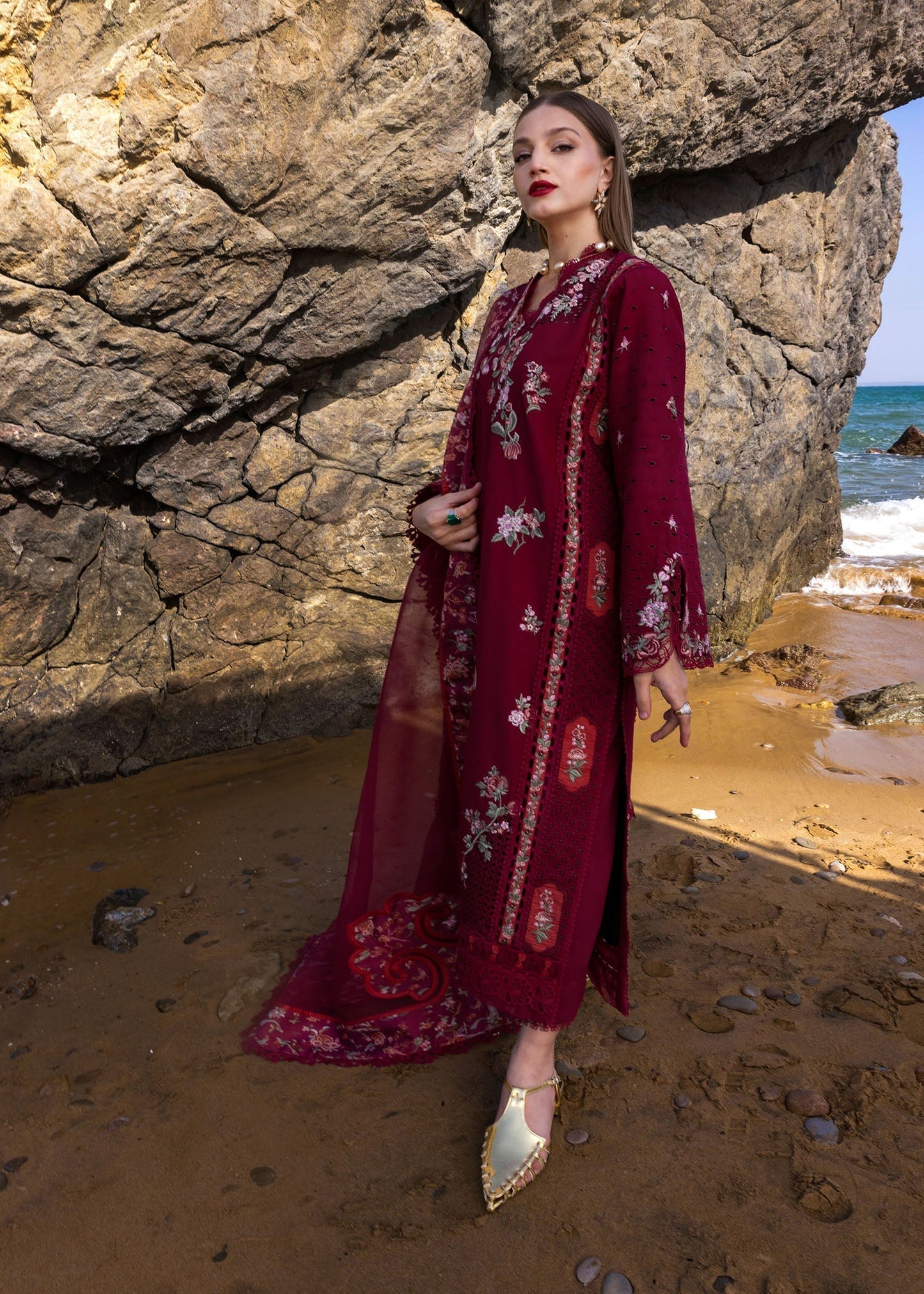 Crimson | Flow by Crimson | Parsi Threads - D5 B