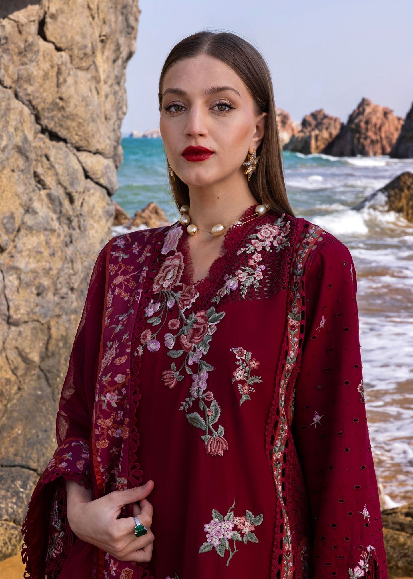 Crimson | Flow by Crimson | Parsi Threads - D5 B
