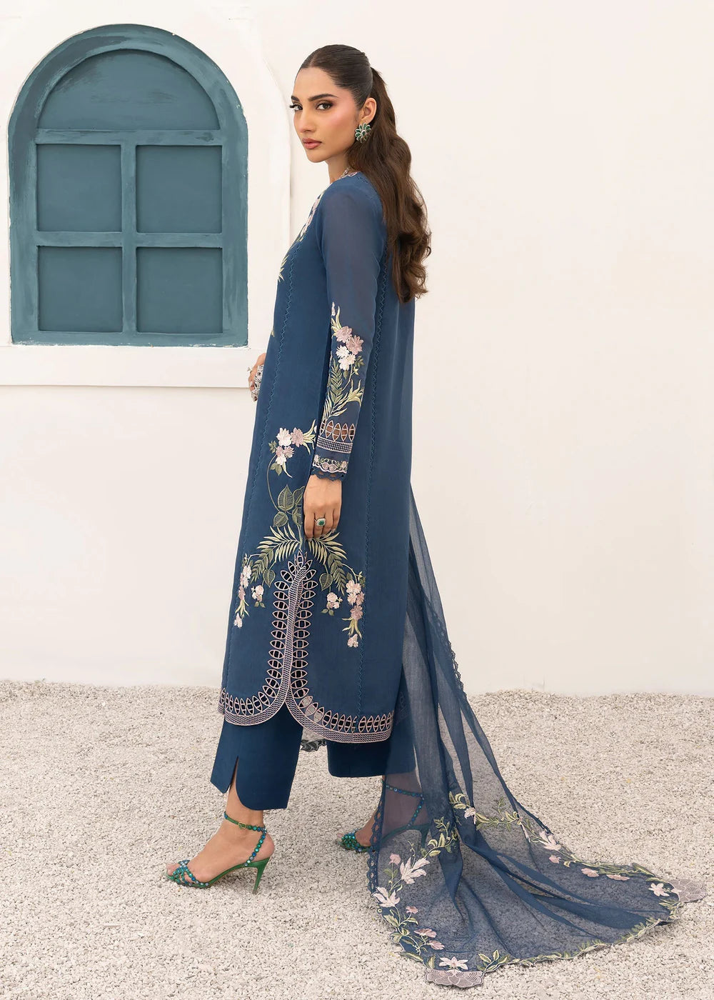 Saira Shakira | Rosea Casual Pret 25 | Midnight