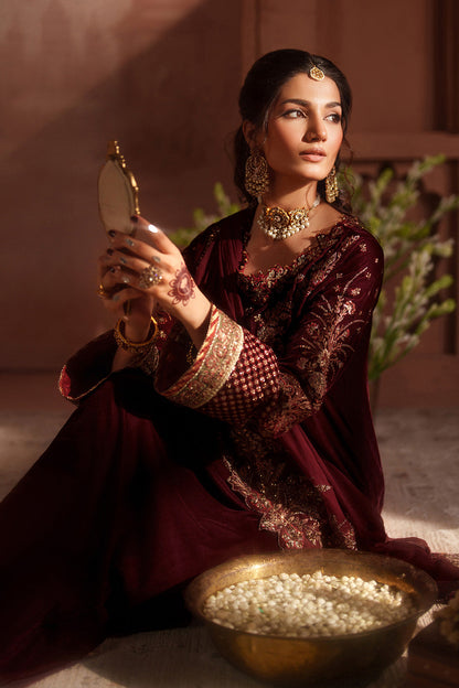 Iznik | Velvet 25 | IV-55 Embroidered Velvet