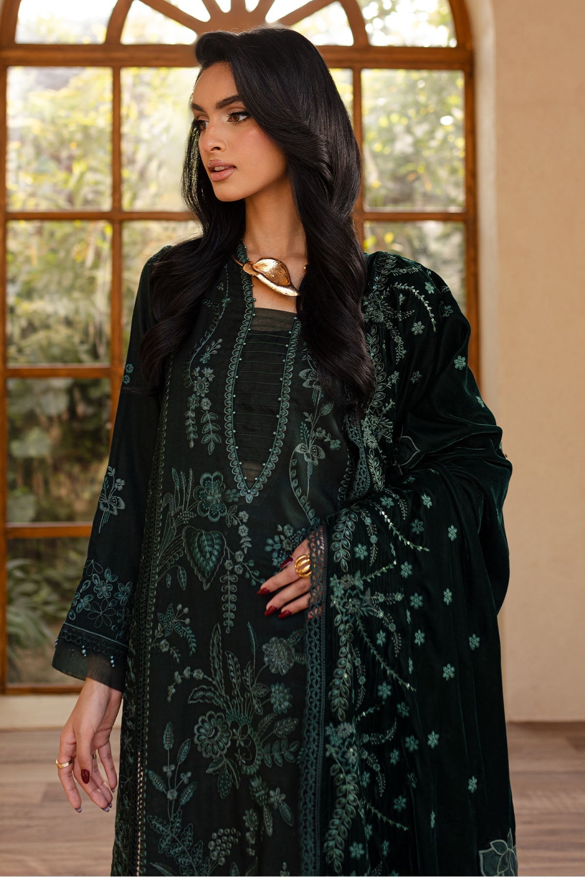 Nureh | Exclusive Shawls | NE-125
