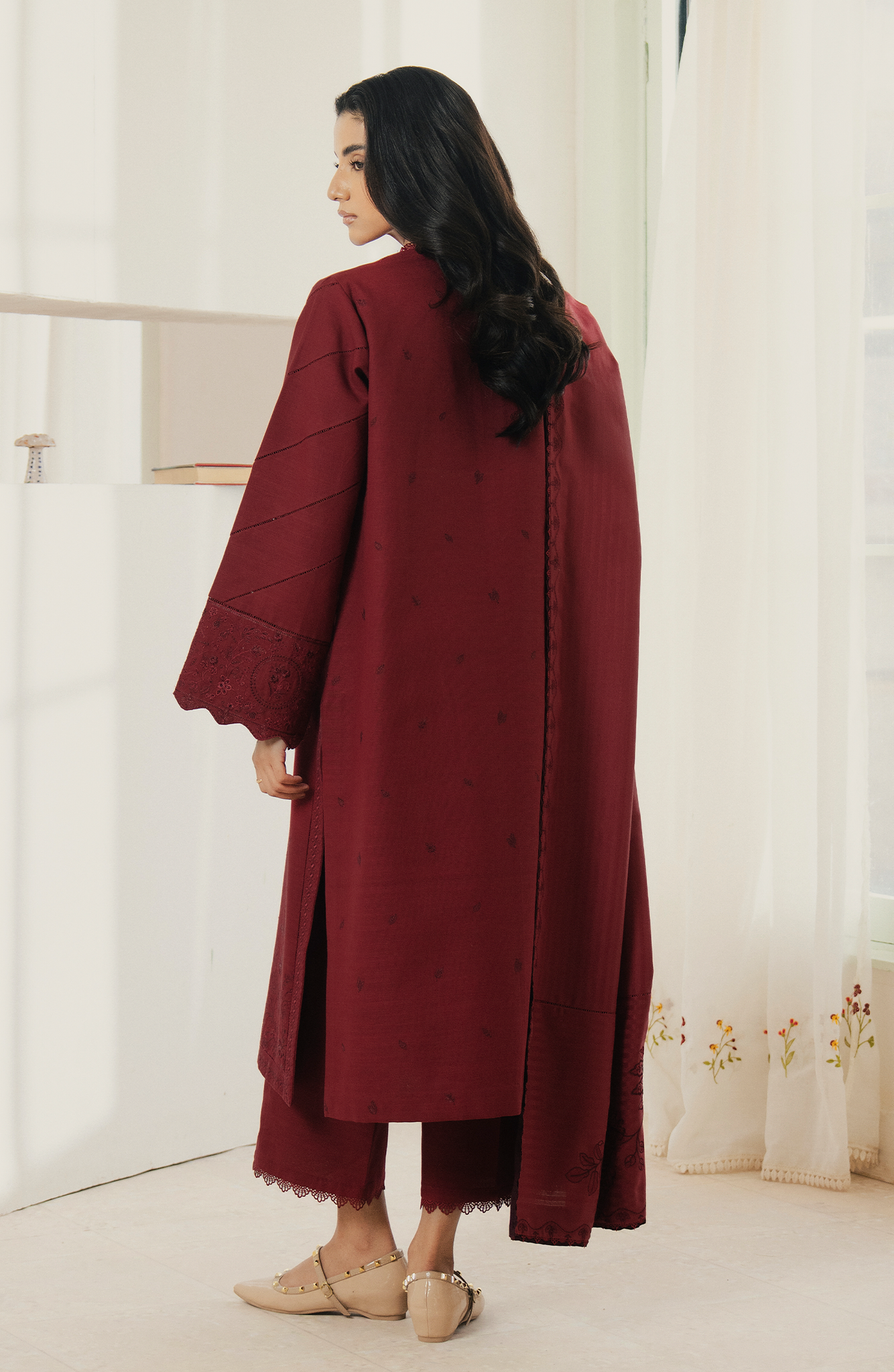 Seran | Winter Embroidered 25 | Marvelle