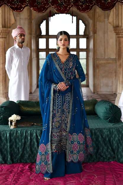Emaan Adeel | Romansiyyah Luxury Formals | ZARQ