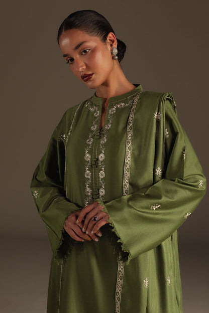 Zara Shahjahan | Pret A W 25 | Zimal