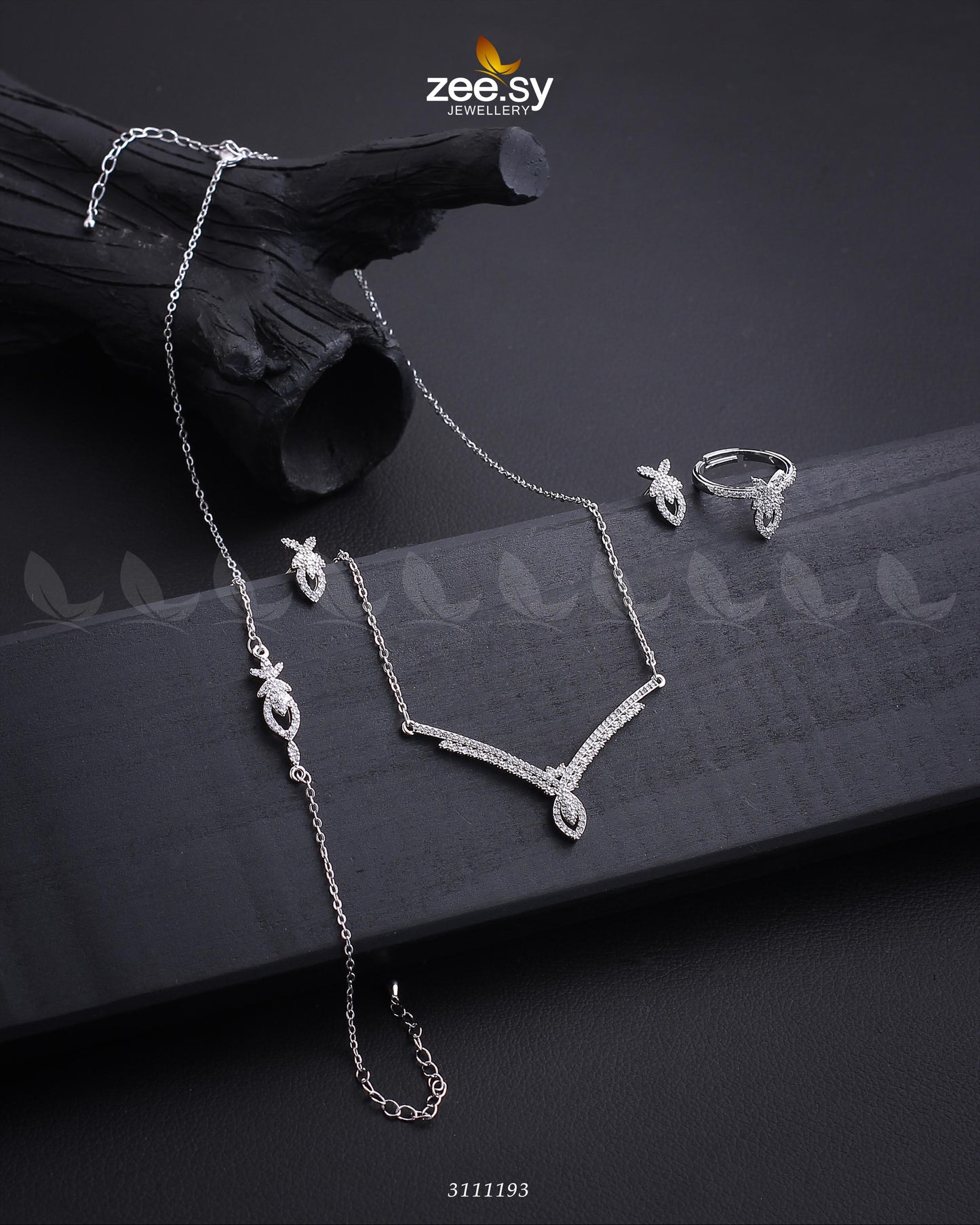 Siskin Pendant - Libasekhas