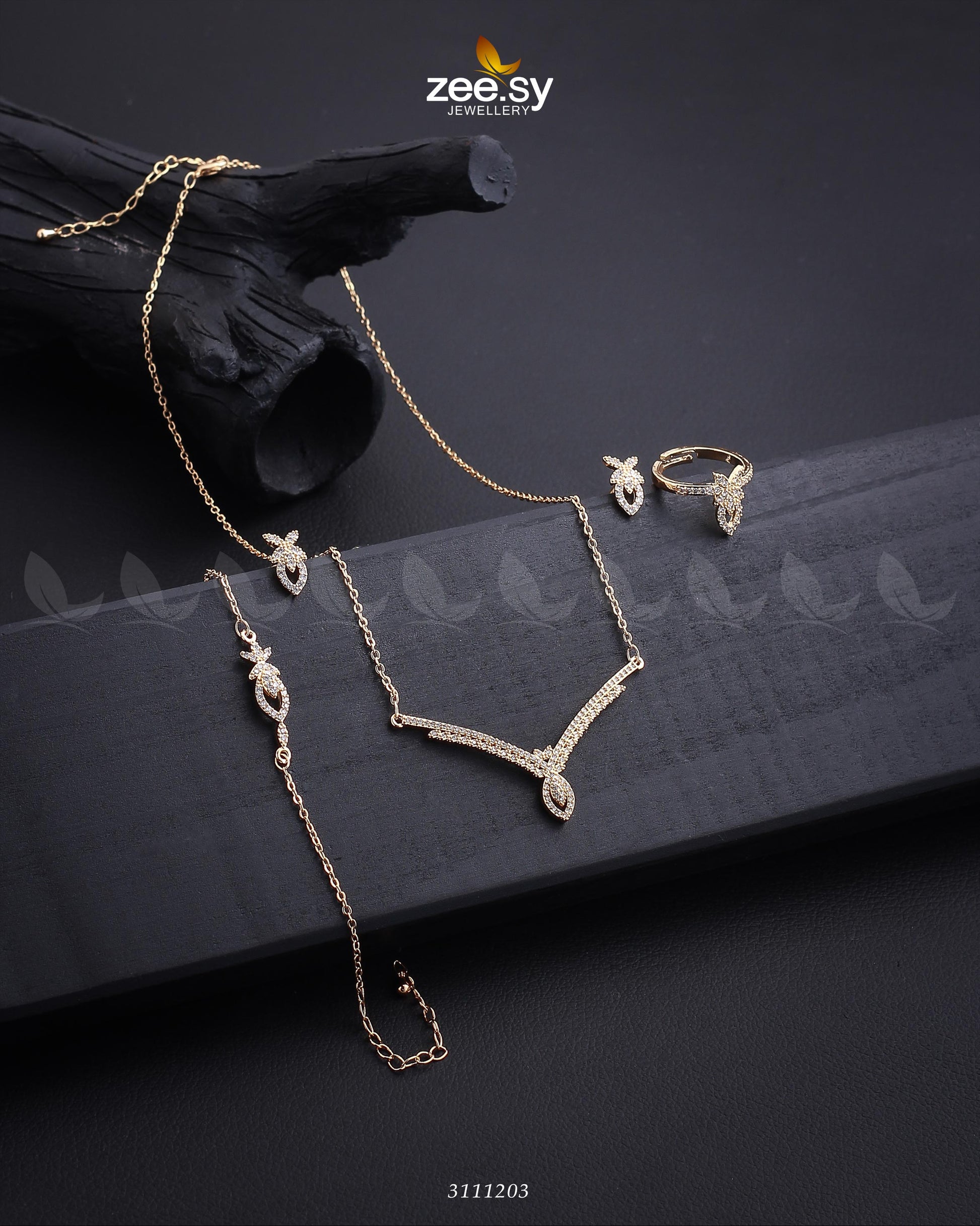Siskin Pendant - Libasekhas