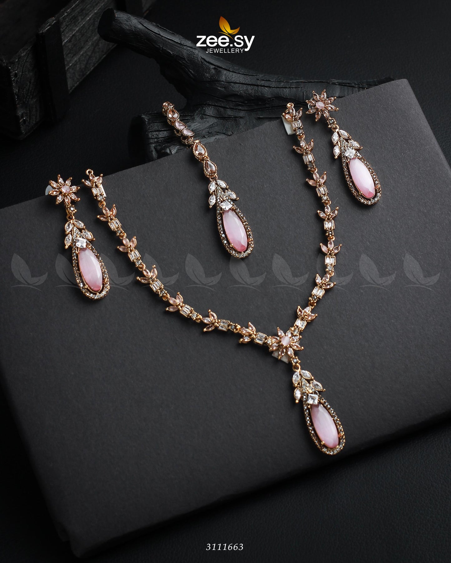 Saba Qamar Necklace Sets - Libasekhas