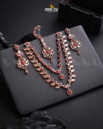 Urwa Hocane Necklace Set - Libasekhas