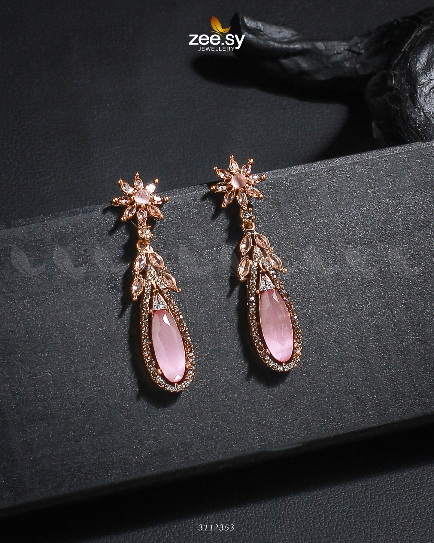 Rimsha's Earrings - Libasekhas